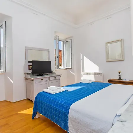 Arty Apartments In The Heart Of Dubrovnik By Irundo Exterior photo